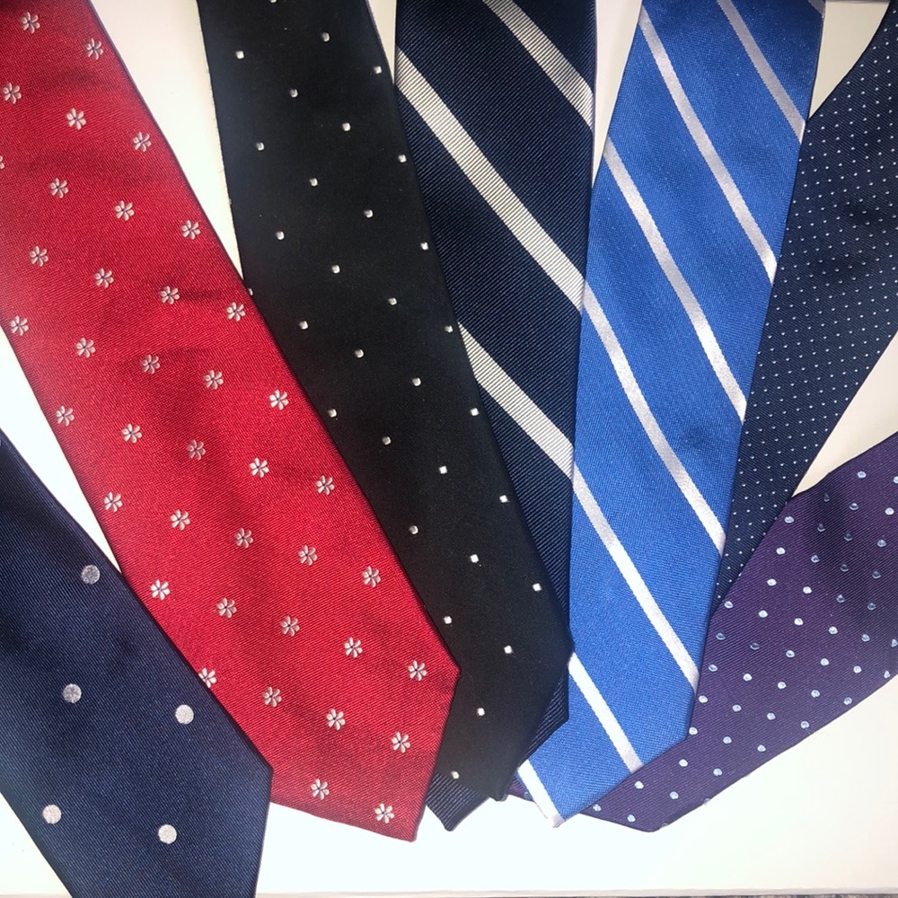 7 Tommy Hilfiger ties, medium width
